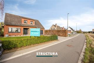 Rustig gelegen woning op een perceel van 6a24ca in een landelijke en groene omgeving in Meise. De woning geniet van een open zicht op het...