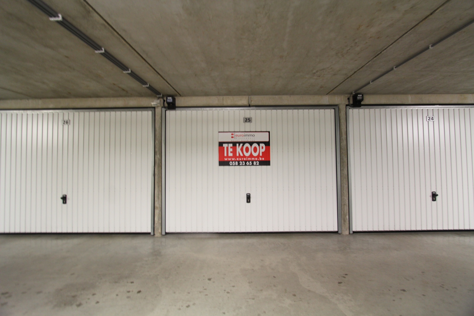 Zéér goed gelegen garagebox! - foto 2