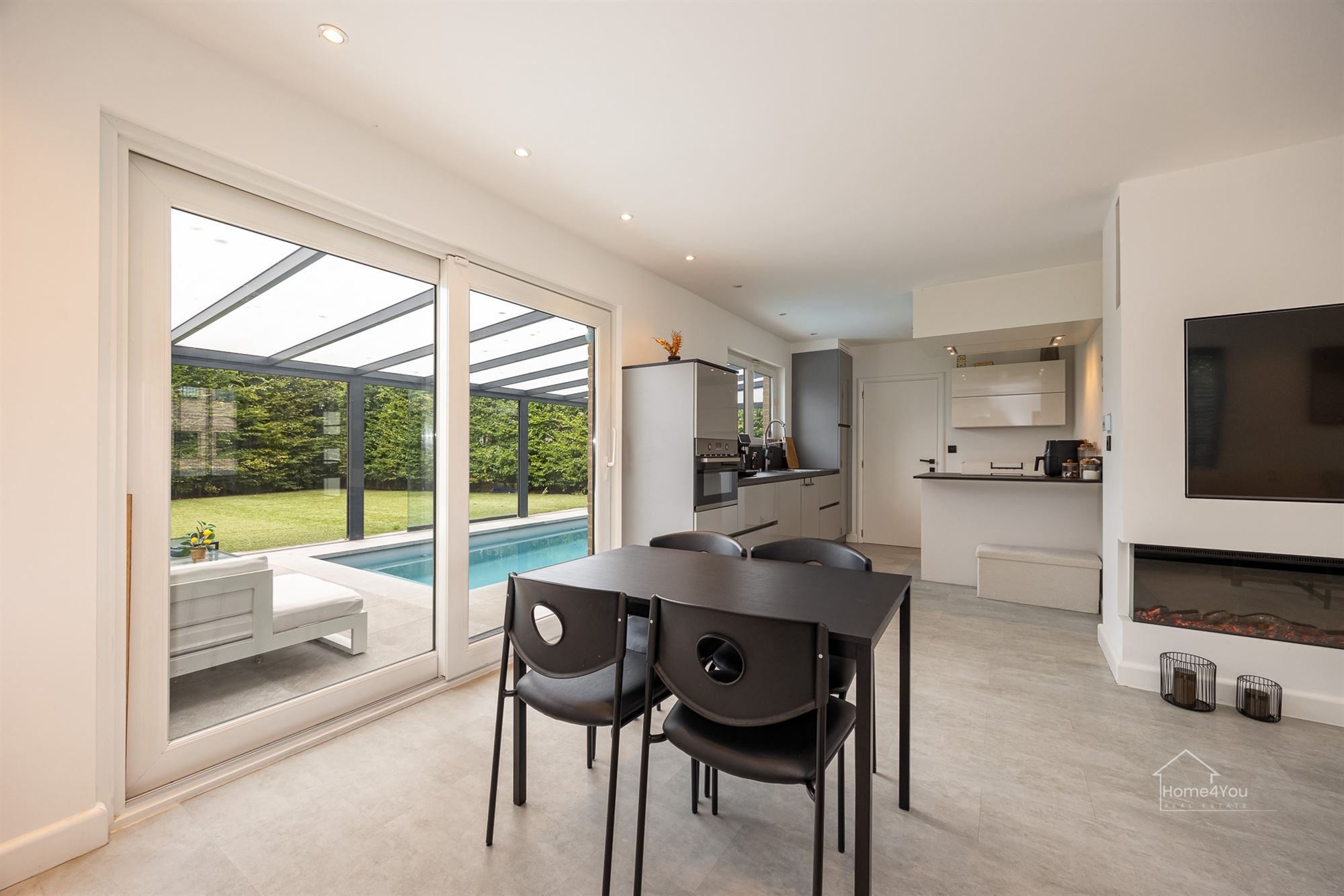 Moderne villa met 3 slaapkamers en zwembad te Waasmunster! - foto 5
