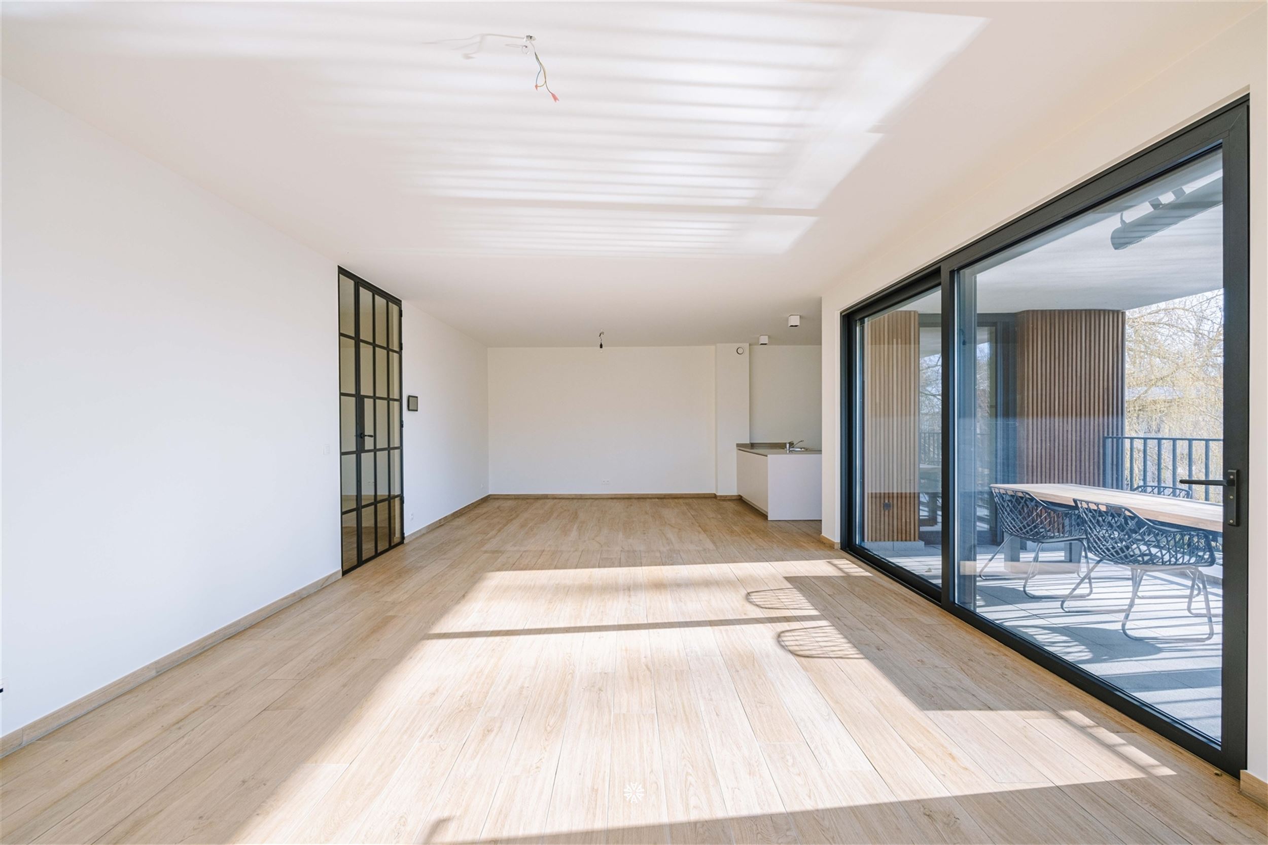 Apartment for sale in Sint-Niklaas with 3 bedrooms - photo 2