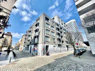 Ondergrondse (-1) binnenstaanplaats nummer 8, gemakkelijk toegankelijk en bereikbaar, te koop in residentie Pelikaan, recent opgeleverd in 2009...