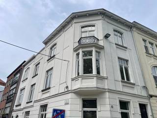 Een bezoek aanvragen kan eenvoudig via de website van Vicus Vastgoed.Ga naar het betreffende pand en klik op “bezoek aanvragen”.Na het invullen van...
