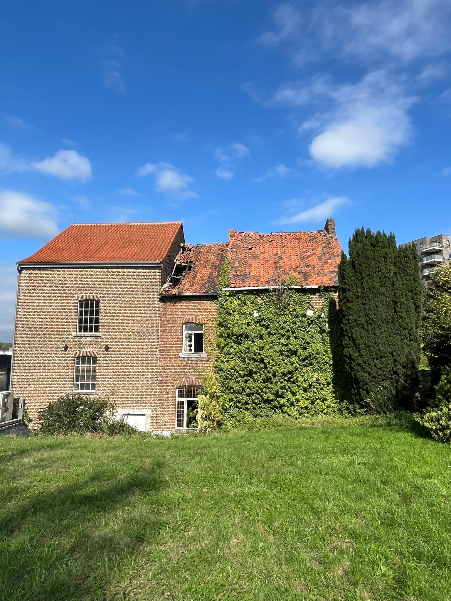 Beschermde woning met charme te koop in Sint-Truiden - foto 1