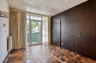 In een rustige en aangename straat in Teralfene (Affligem) bevindt zich deze ruime en lichtrijke 3-gevelwoning met tijdloze uitstraling. Achter...