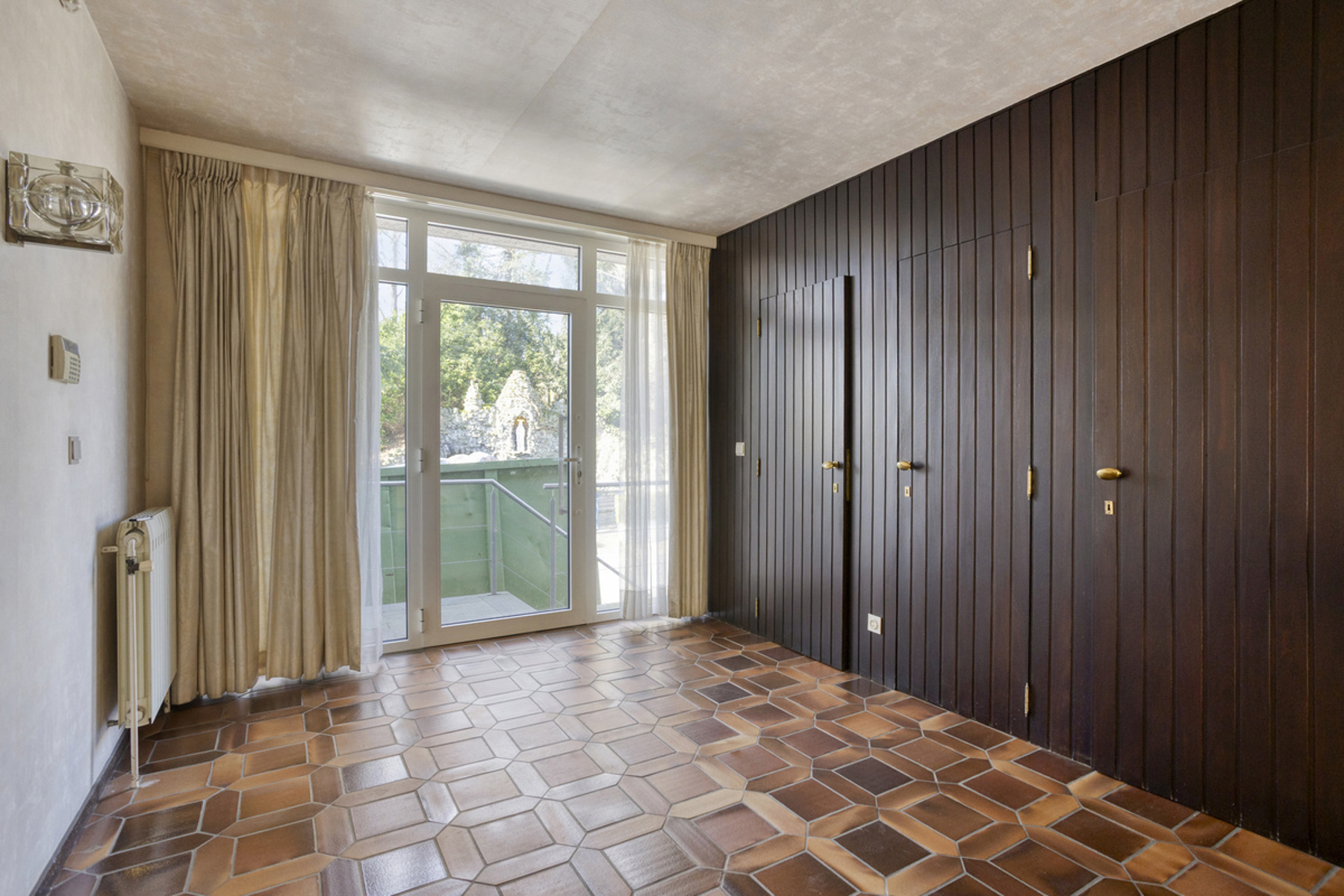 Ruime woning met 4 slaapkamers, tuin en garage te Affligem - foto 3