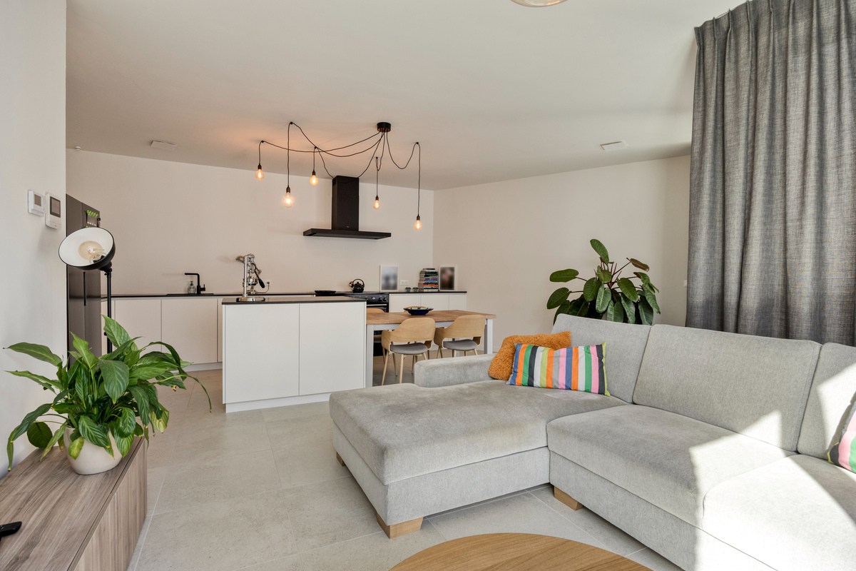 Zeer recent tweeslaapkamerappartement op een rustige ligging in hartje centrum. - foto 4