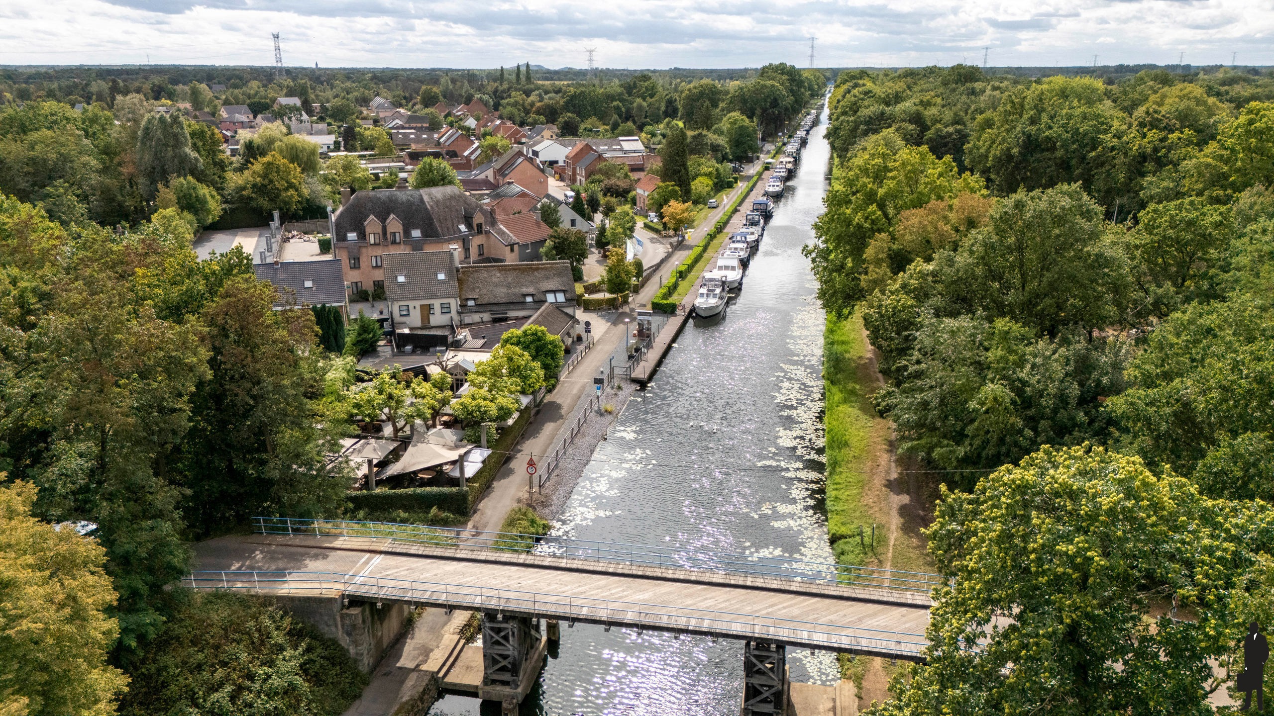Uitzonderlijk gelegen woning aan Jachthaven kanaal Beverlo - foto 3