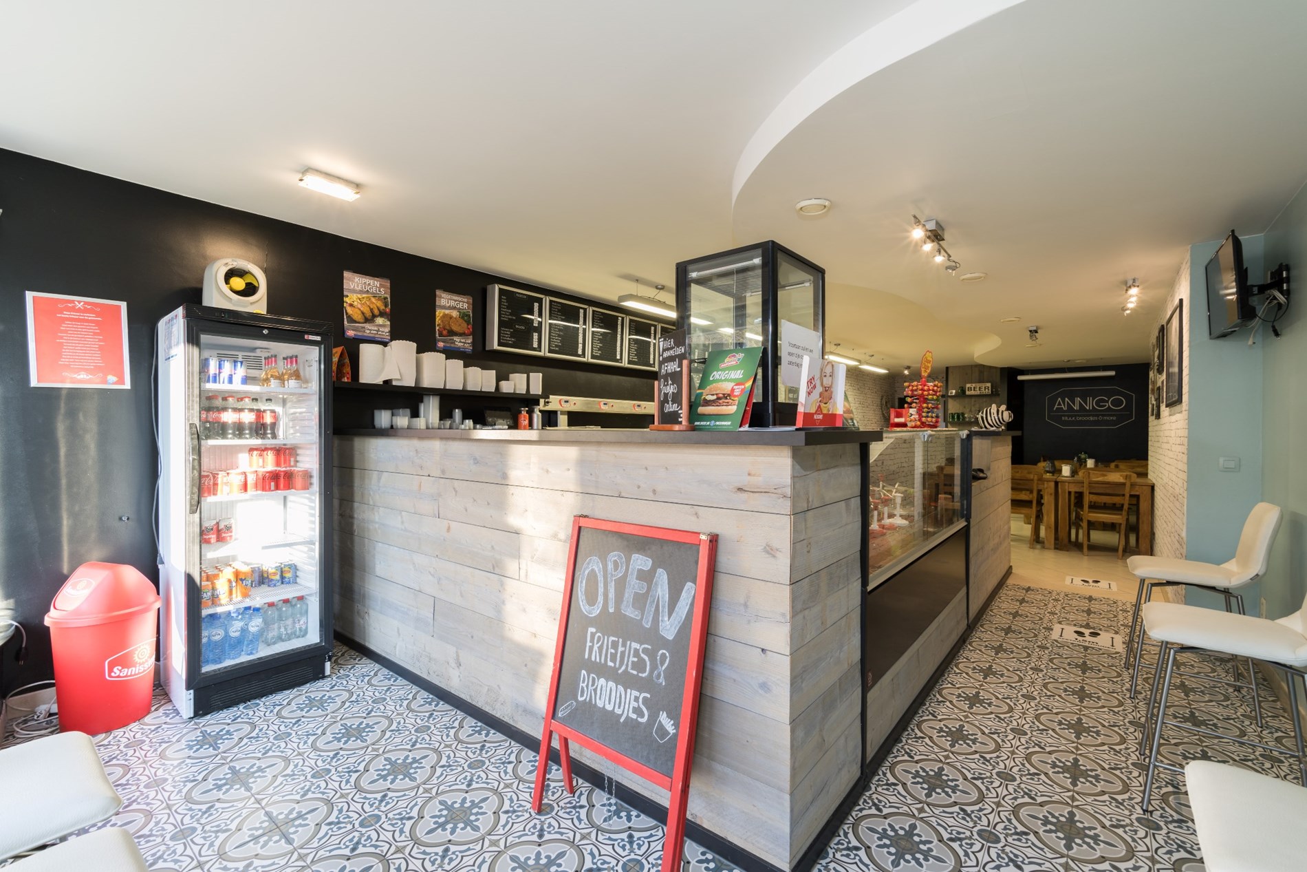 Handelsruimte met horeca-uitbating in Geel - foto 2