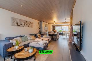 Deze recent gerenoveerde woning in de Schijfstraat 31 te Assebroek biedt een praktische indeling, energiezuinigheid en een centrale ligging. Met...