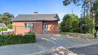 Welkom op de Pastoor Hermansstraat 2 in Niel-bij-As.Bent u opzoek naar een open bebouwing?Bent u opzoek naar rustig gelegen woning?Dan is deze woning...