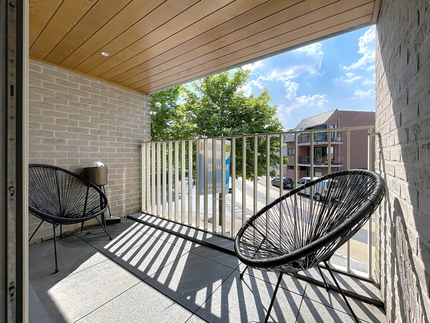 Verzorgd 2 slaapkamer-appartement met carport in centrum Passendale - foto 4