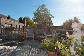 BELEGGINGSEIGENDOM !! Appartement met o.a. 1 slaapkamer, lift en groot zonneterras van 40m². Gelegen op een prachtige locatie! EPC =...