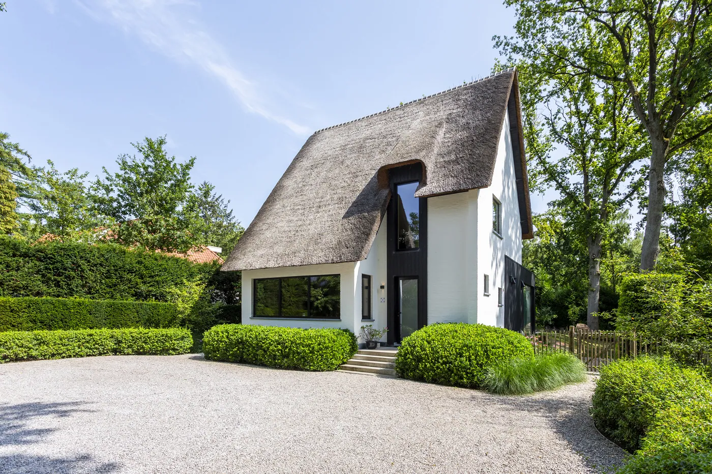 Lichtrijke villa met tuin, 3 slaapkamers en 3 parkeerplaatsen - foto 3