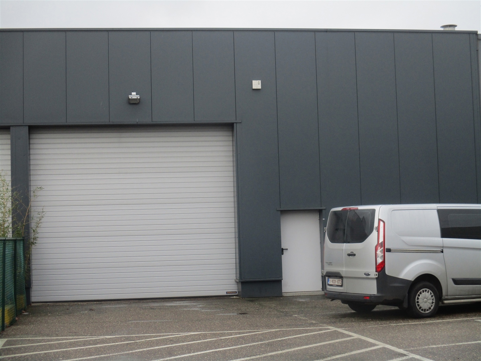 Commercial for rent in Antwerp - photo 1