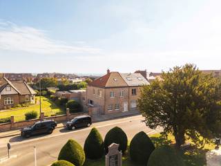 - Emplacement central à Messines : Markt 11- Maison semi-ouverte prête à emménager- Économe en énergie : label EPC B !- Grand séjour lumineux-...