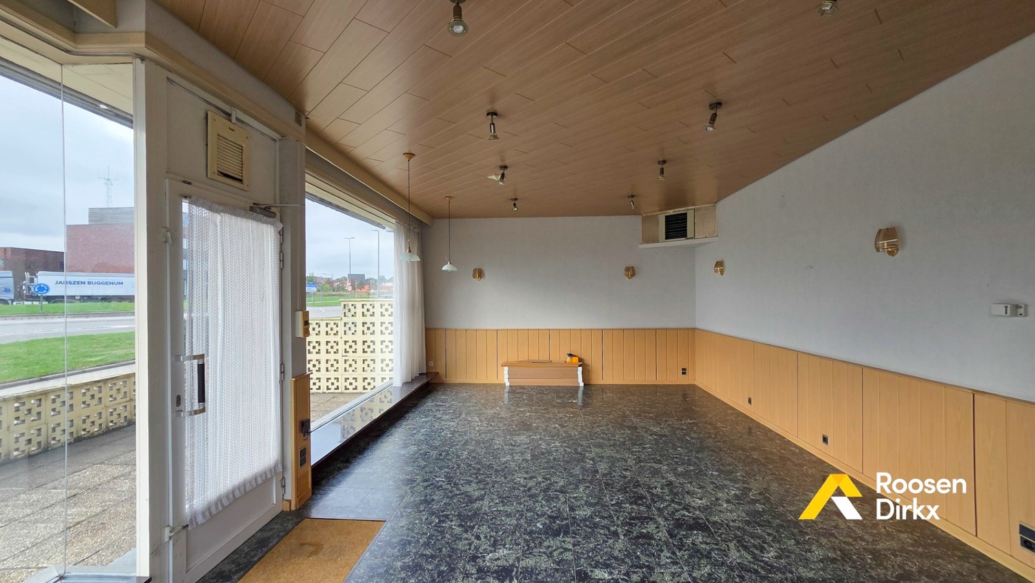 Solide handelpand met woning op zichtlocatie! - foto 4