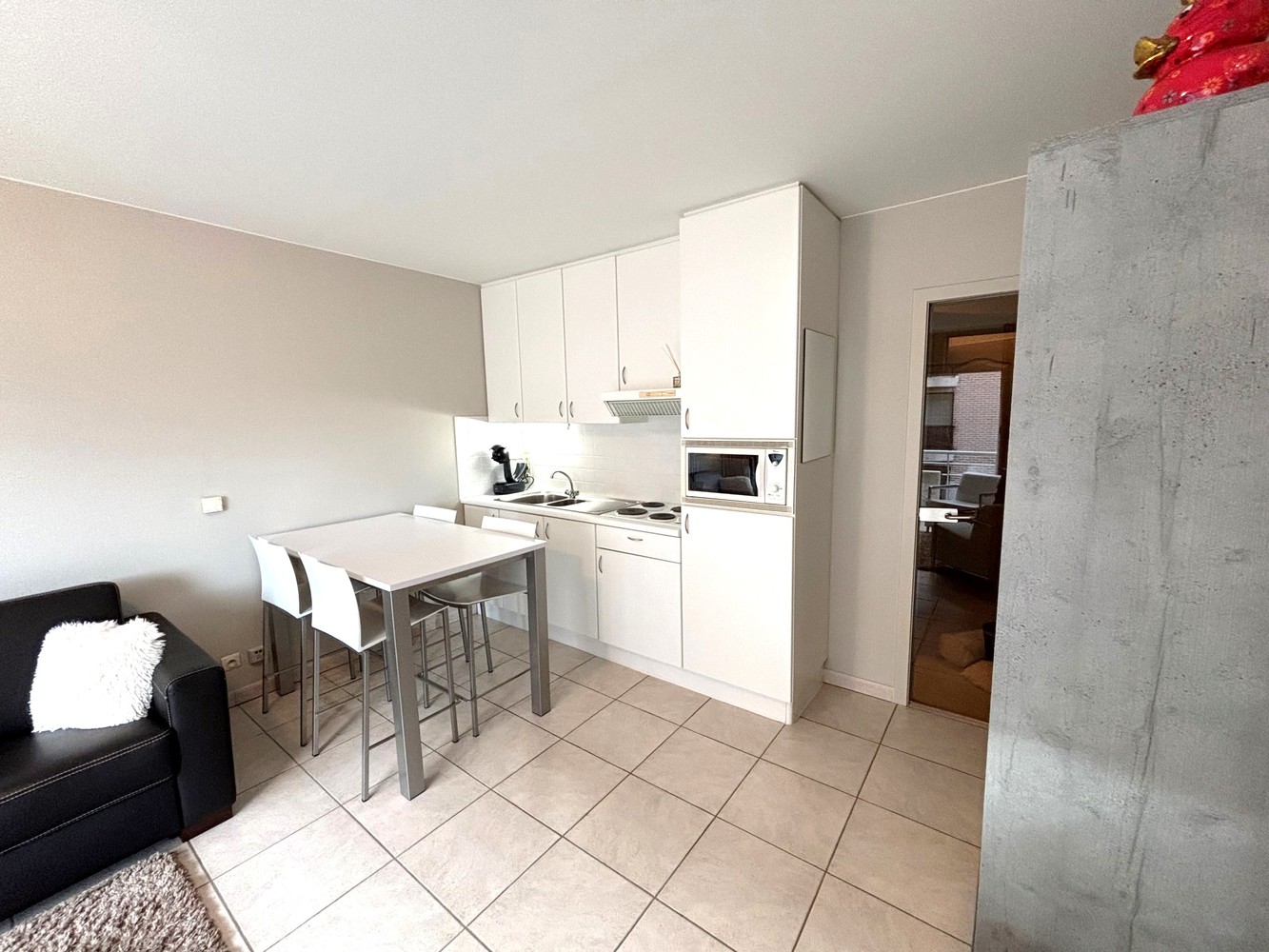 Studio avec coin nuit à louer dans une résidence avec piscine chauffée – près de la digue d'Ostende ! - photo 5