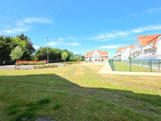 Vous êtes à la recherche d'un investissement immobilier rentable et  avec des possibilités d'utilisation privée? Cette chambre d'hôtel située au rez-de-chaussée de l'Ibis Styles Nieuport bénéficie d'un emplacement calme et central, à proximité de la plage et du port.<br />L'hôtel dispose de nombreux avantages tels qu'un espace bien-être avec piscine intérieure, sauna avec infrarouge, hammam, et un bar avec terrasse ensoleillée.<br />Chaque trimestre, vous recevrez une part du revenu d'exploitation sans être responsable de sa gestion. Vous bénéficiez en outre de la possibilité, en dehors de la haute saison, d'utiliser votre propre chambre ou un logement équivalent jusqu'à 30 jours par an, selon une formule convenue à l'avance.