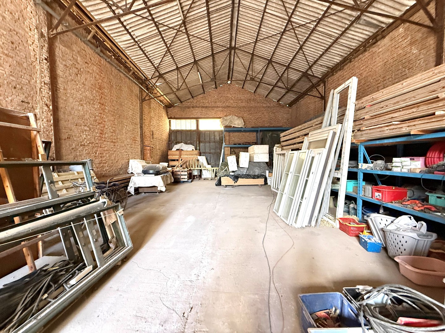 Magazijn te koop in Beveren-Leie ideaal voor zelfstandigen - photo 5