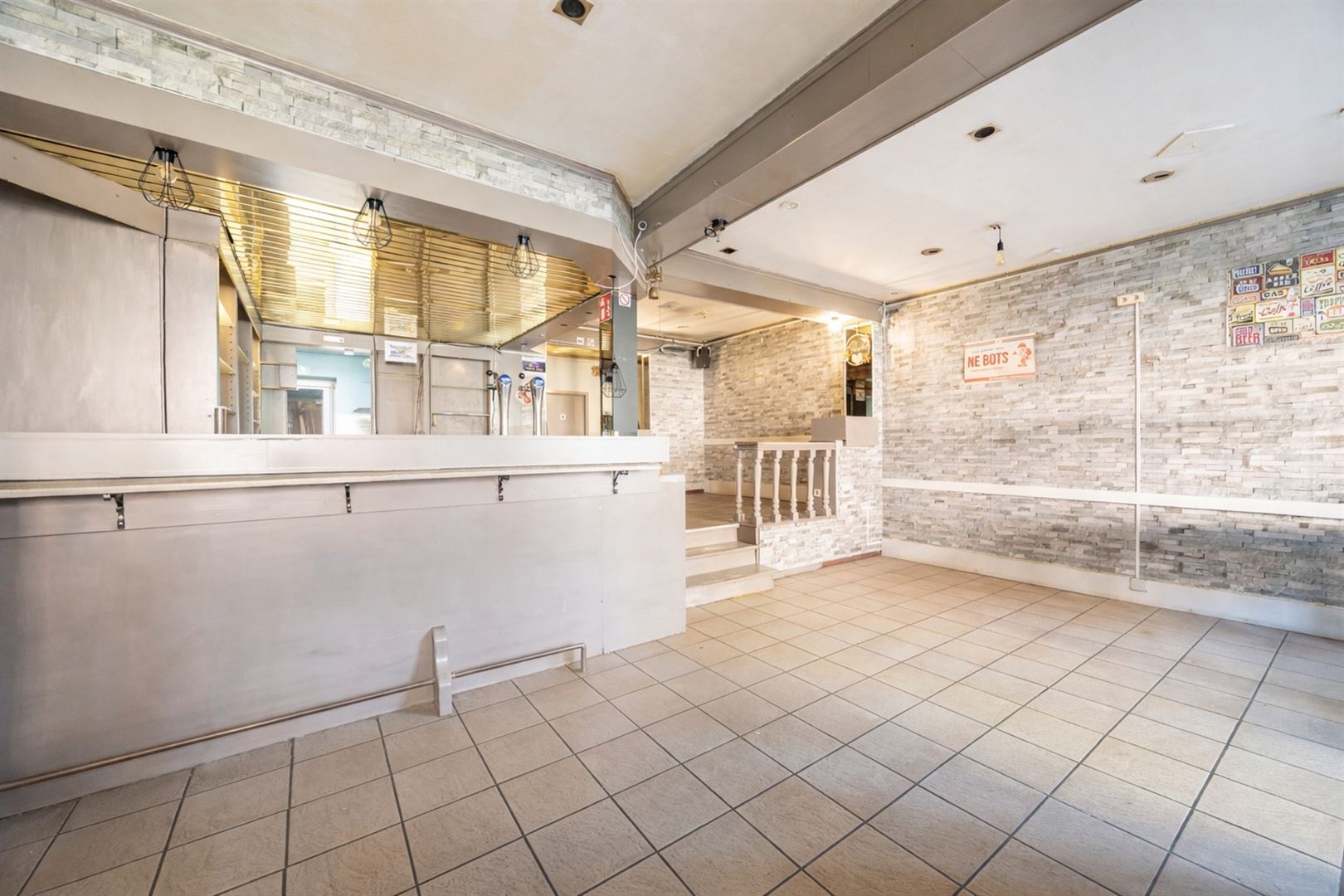 Handelszaak met mogelijkheid tot eengezinswoning - foto 3