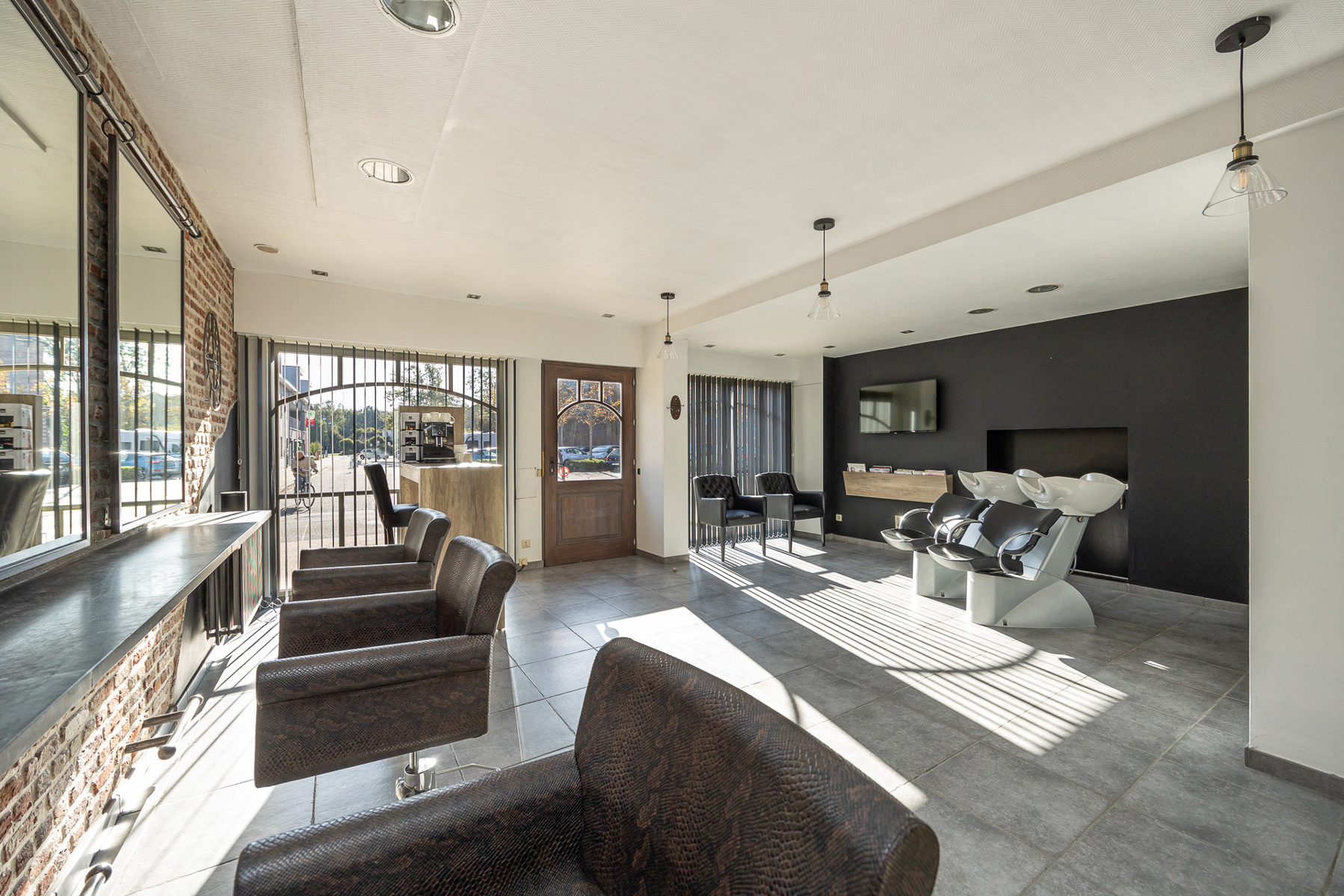 Commercial for rent in Heist-op-den-Berg - photo 2