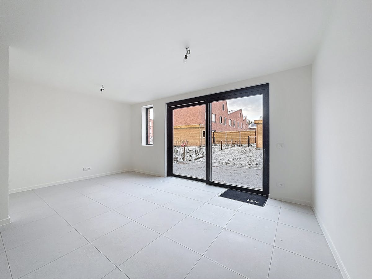 Ruime nieuwbouwwoning te huur in Deerlijk! - foto 4