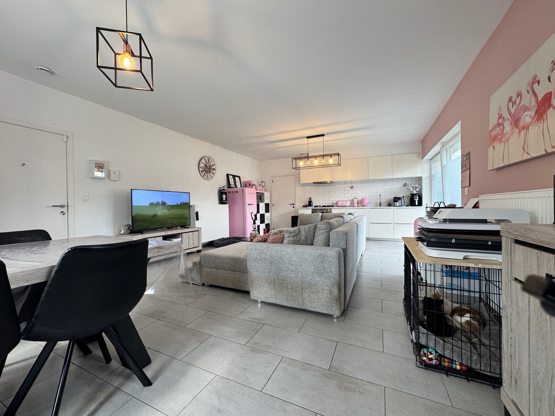 Prachtig gelijkvloers appartement met twee slaapkamers, tuin en garage - foto 3