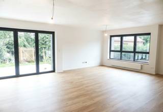 Braine-l’Alleud, in de recente residentie “Le Verger”, nabij het Parc du Paradis en dicht bij alle voorzieningen, appartement van ±127 m²...