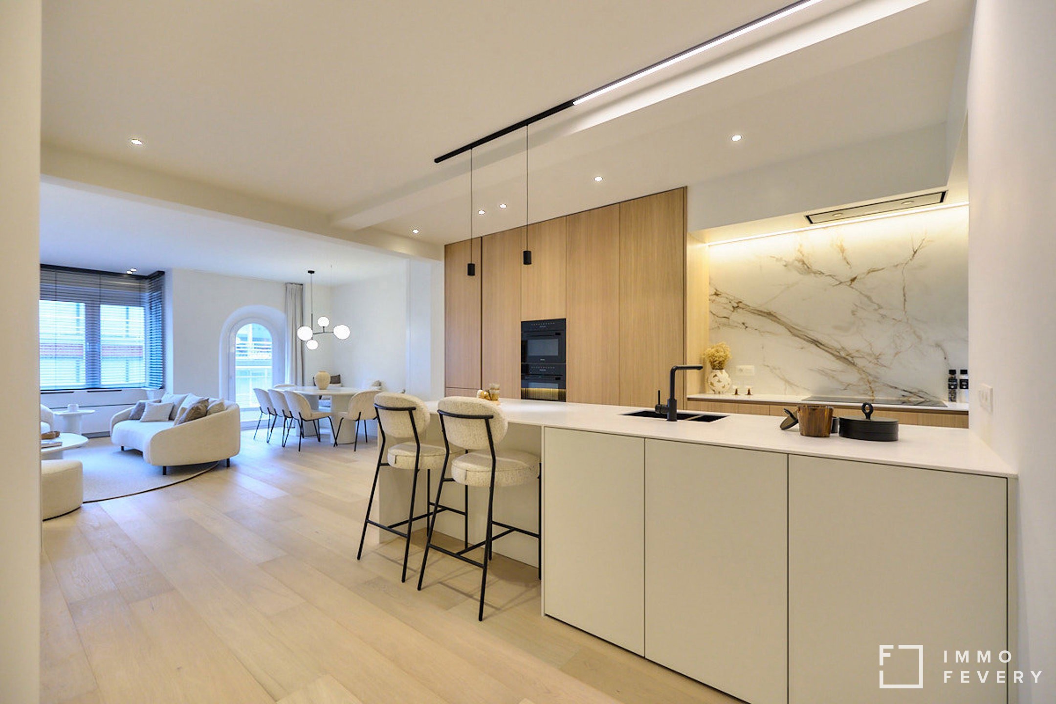 Volledig gerenoveerd appartement op een centrale ligging in Knokke. - foto 1