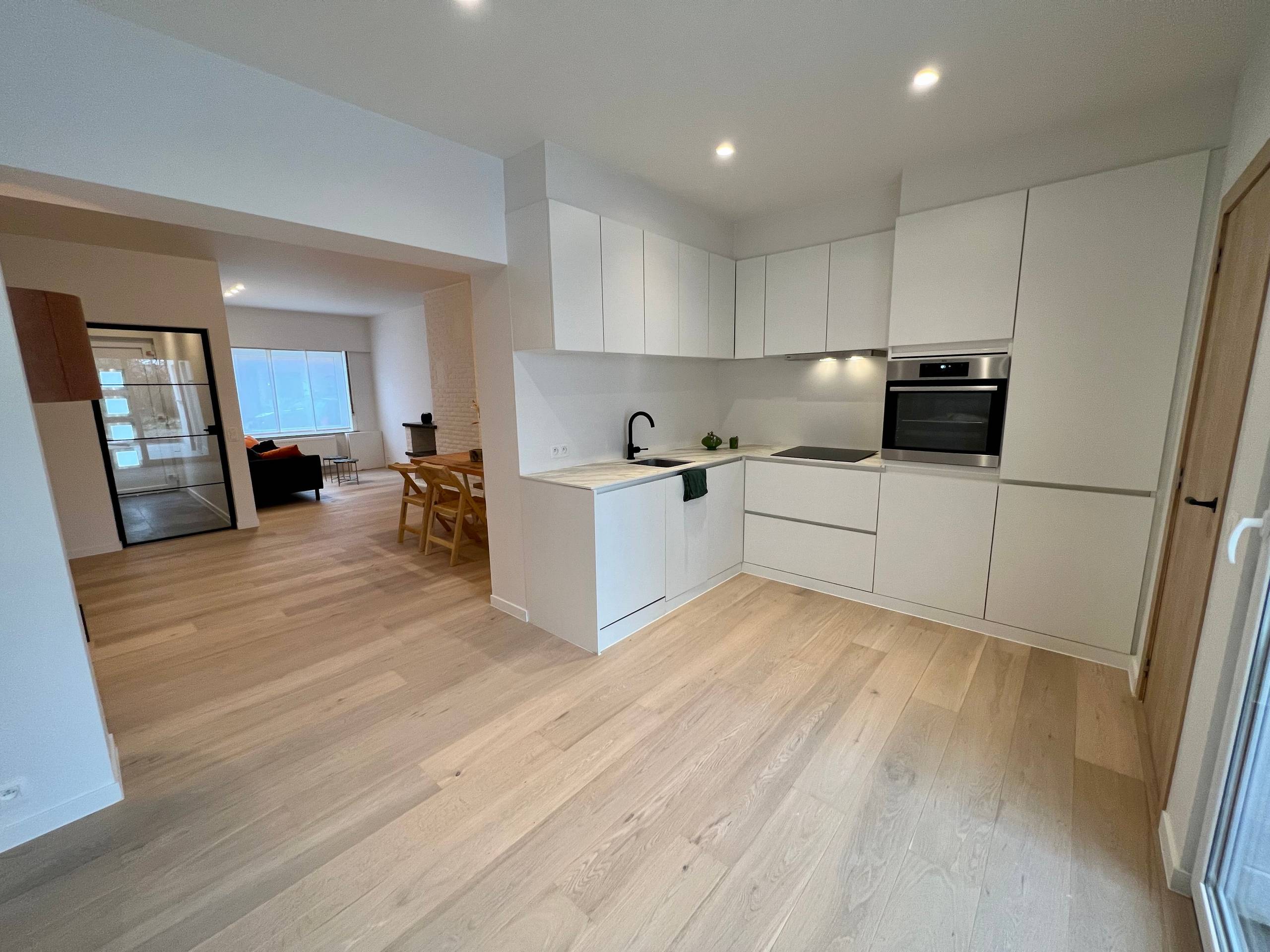 Gerenoveerde woning op een goede ligging in Roeselare - foto 5