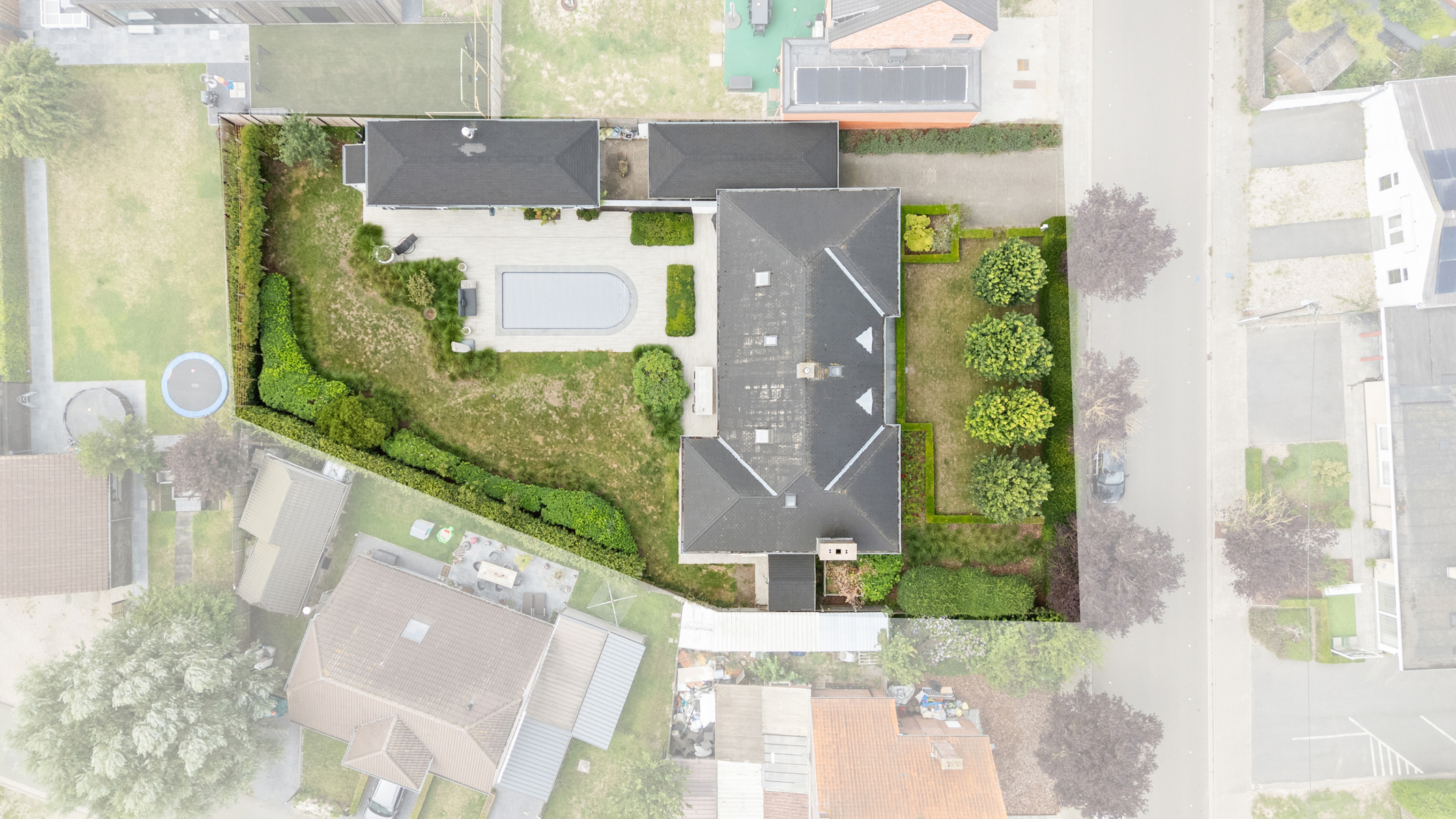 Charmante villa op een rustige en toch vlot bereikbare ligging - foto 3