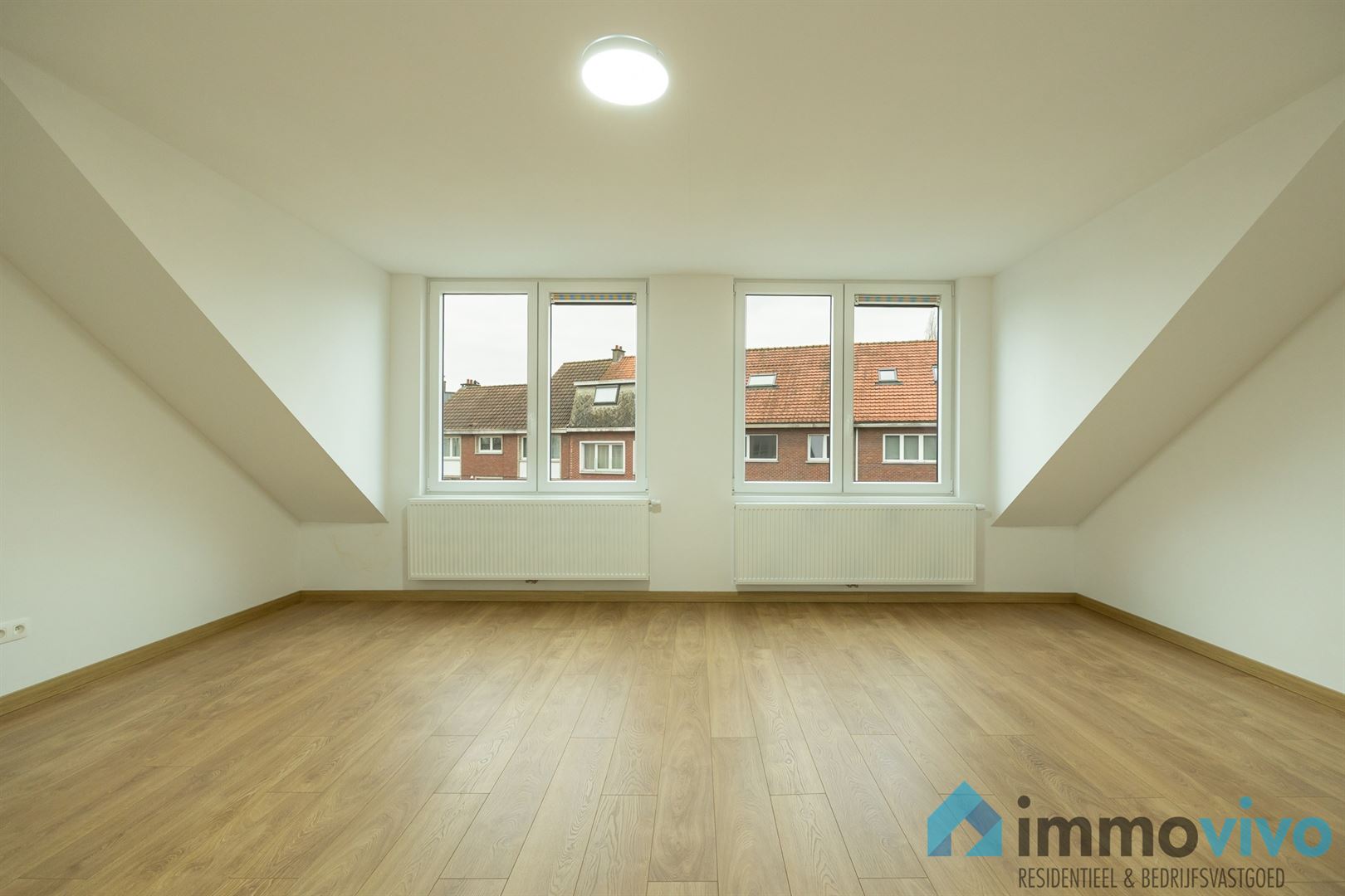 Gerenoveerd 1 slpk app met 21 m² terras aan De Schorre - foto 2