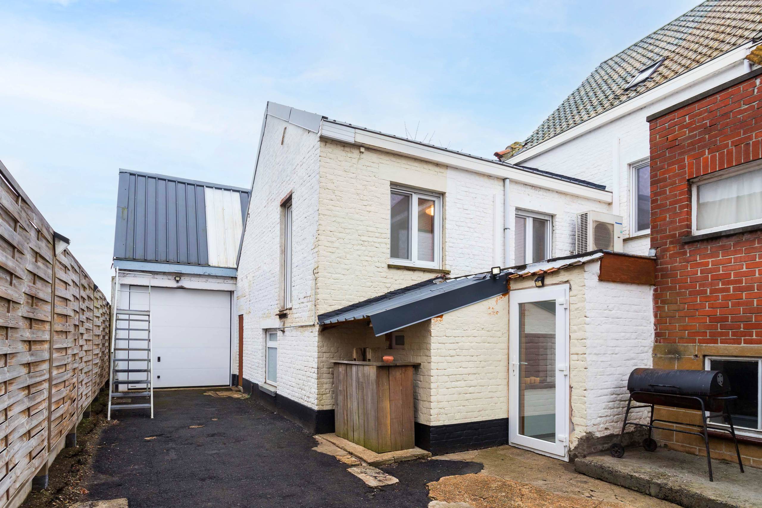 Te koop: woning met ruime loods in Heule - foto 2
