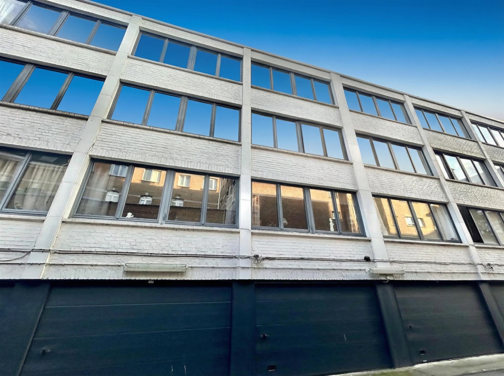 Centraal doch rustig gelegen gerenoveerde studio van 28 m² - foto 3