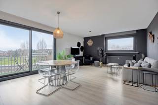 immo DAVID stelt voor: perfect instapklaar 3-slaapkamerappartement.Ontdek samen met ons dit gerenoveerde en instapklare, ruime (116 m²) en lichtrijke...