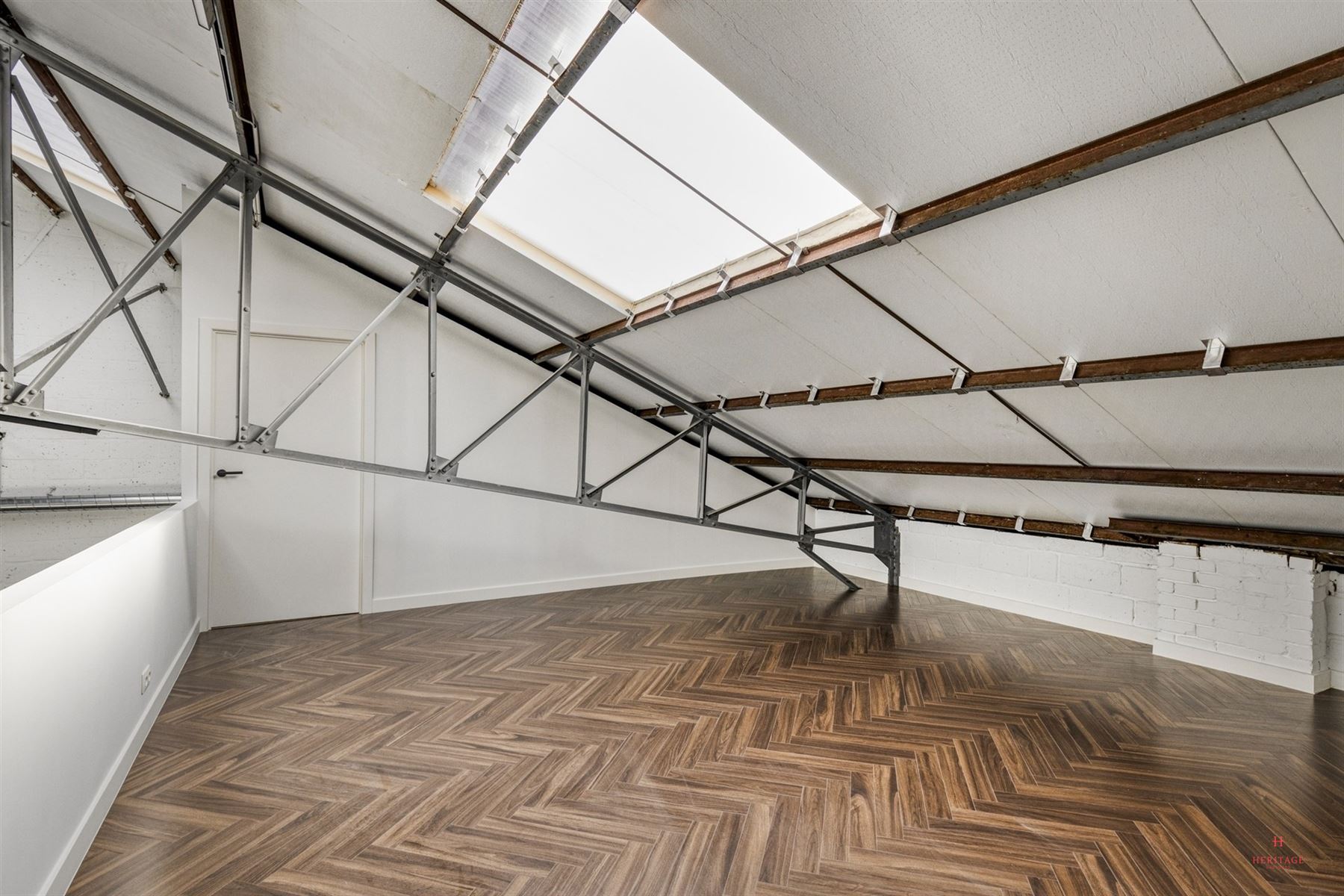 Ruime multifunctionele handels- of bureauruimte van 200m² - foto 5