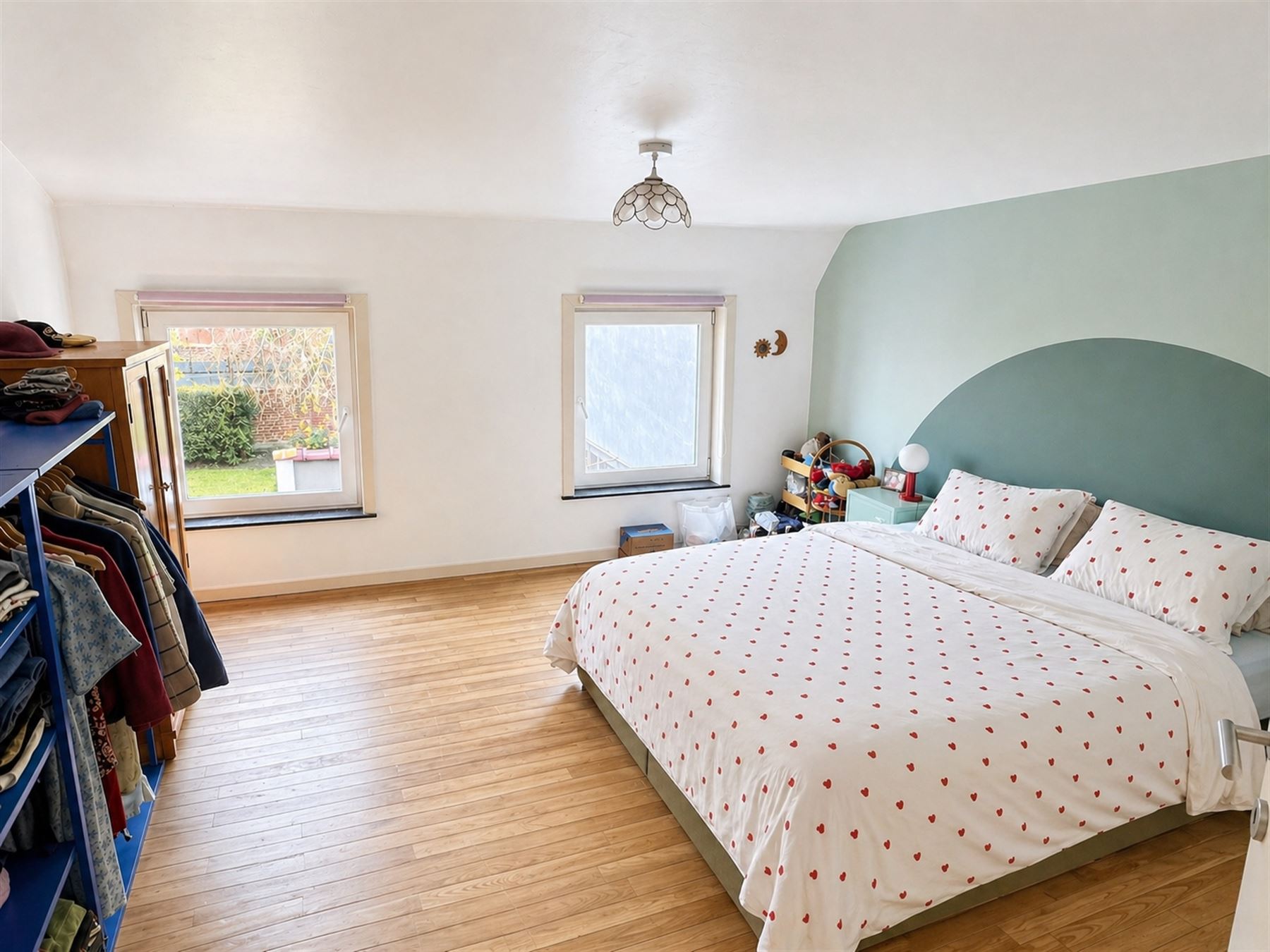 Sympathieke woning in het stadscentrum met tuin - foto 4