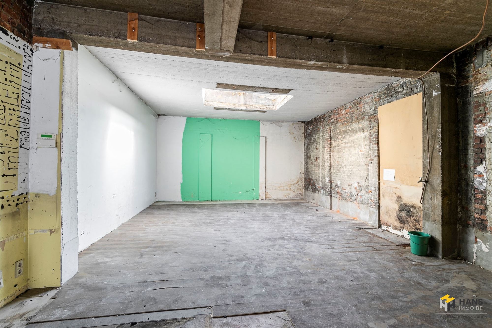 Handelsgelijkvloers (86 m²) met mogelijkheden in Berchem - foto 3