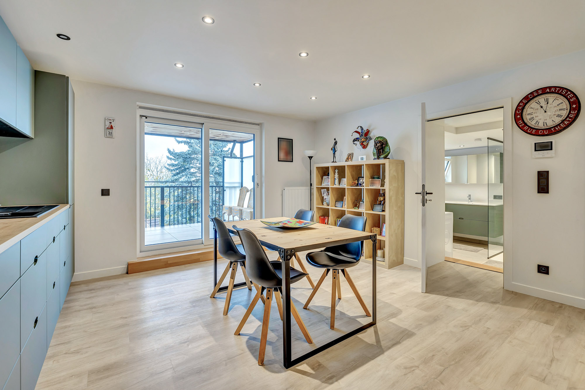 Gerenoveerd appartement met 2 ruime slaapkamers - foto 4