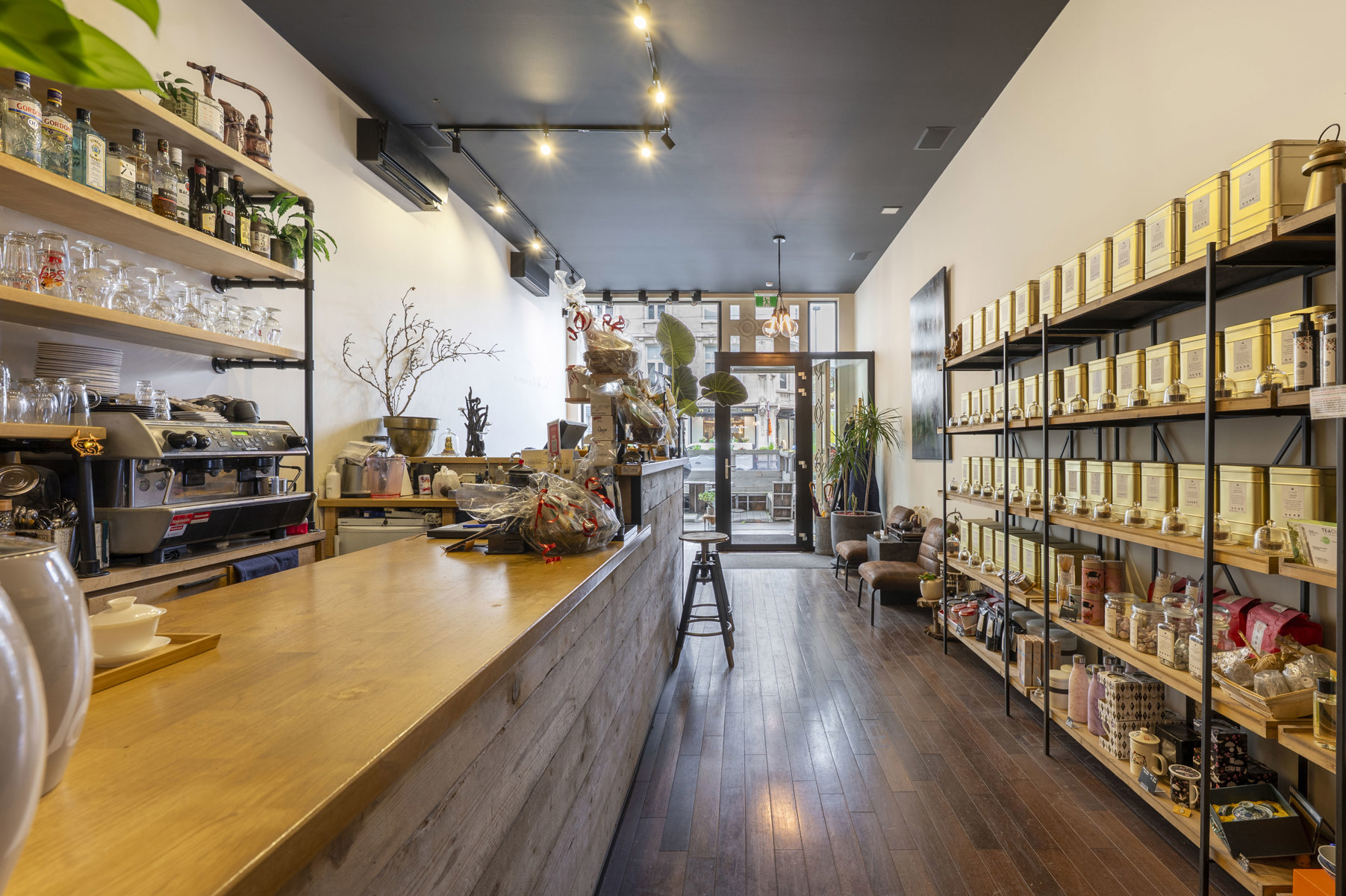 Verhuurd commercieel gelijkvloers te koop  - foto 4