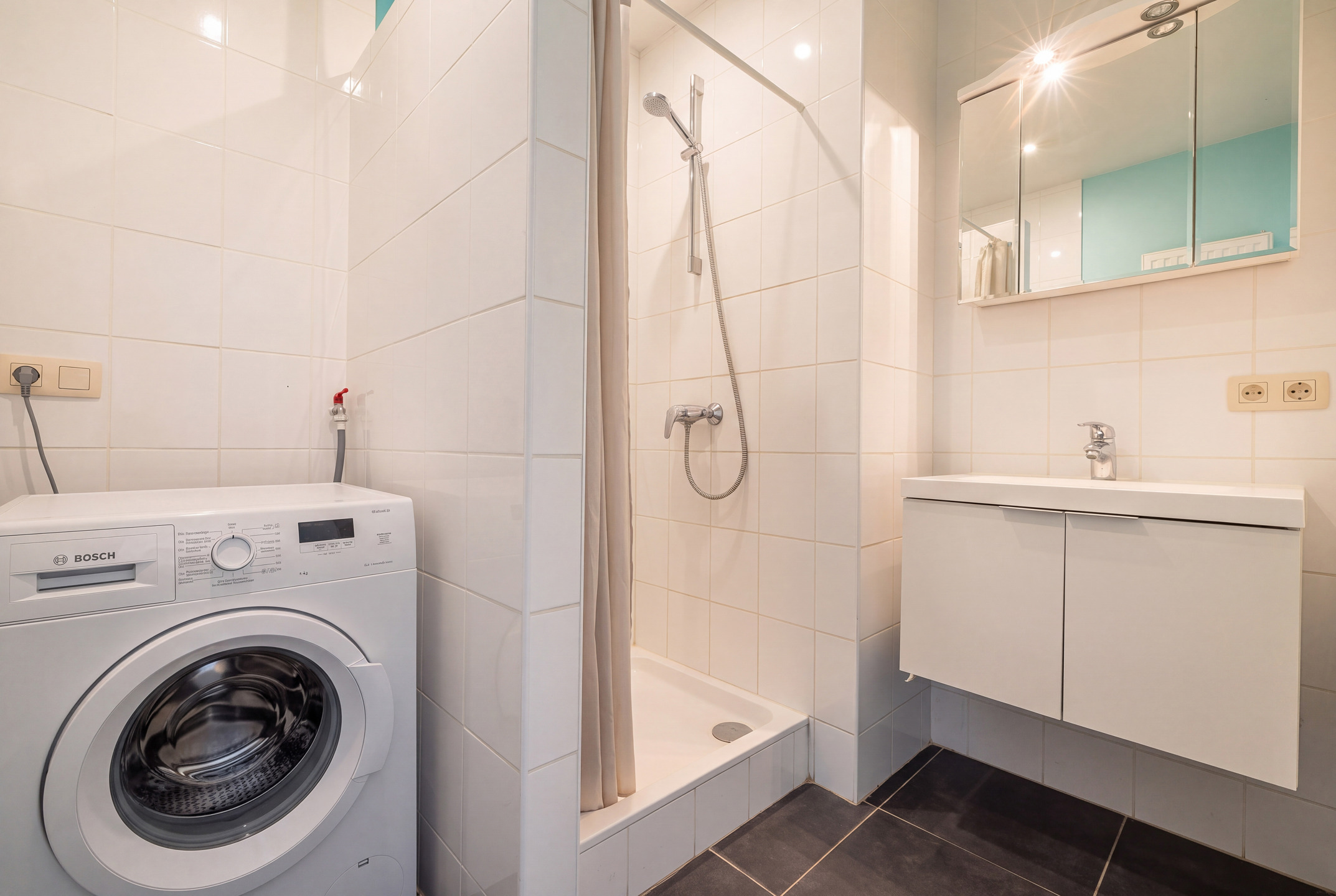 Gerenoveerd appartement met 2 slpkamers van ± 92m² - foto 4