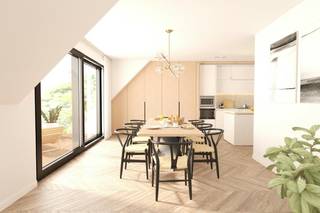 Residentie Victor wordt de nieuwe referentie van energiezuinig wonen in Blankenberge. De nieuwbouw residentie zal bestaan uit 12 appartementen te koop met 1 of 2 slaapkamers. Alle appartementen genieten eveneens van een ruim zuid-west gericht leefterras.<br />Op het gelijkvloers vinden we de privatieve bergingen en een gemeenschappelijke fietsenberging.<br /><br />Indeling duplex 04.02<br />verdieping 4:<br />- inkomhal met gastentoilet<br />- leefruimte met centrale open keuken<br />- slaapkamer 1 met ensuite badkamer 1 (douche en lavabomeubel)<br />- berging met aansluiting<br />verdieping 5:<br />- nachthall<br />- slaapkamer 2<br />- slaapkamer 3<br />- toilet<br />- badkamer 2 (inloopdouche + dubbel lavabomeubel)<br />- berging<br /><br />Het project is uitermate goed gelegen in de Karel Deswertlaan, hartje Blankenberge en op slechts enkele wandelpassen van het trein- en tramstation, handelszaken én uiteraard op wandelafstand van zee en strand.<br /><br />Algemeen: Prijzen zijn exclusief BTW, verkooprechten, notariskosten en projectgebonden kosten voor nieuwbouw (zoals bv. kosten basisakte en aansluitingskosten)<br /><br />Op zoek naar een nieuwbouwappartement te koop in Blankenberge? Kom vrijblijvend langs in ons verkoopkantoor of bel ons op 050 444 998.