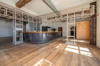 Commercial à vendre à Tamise