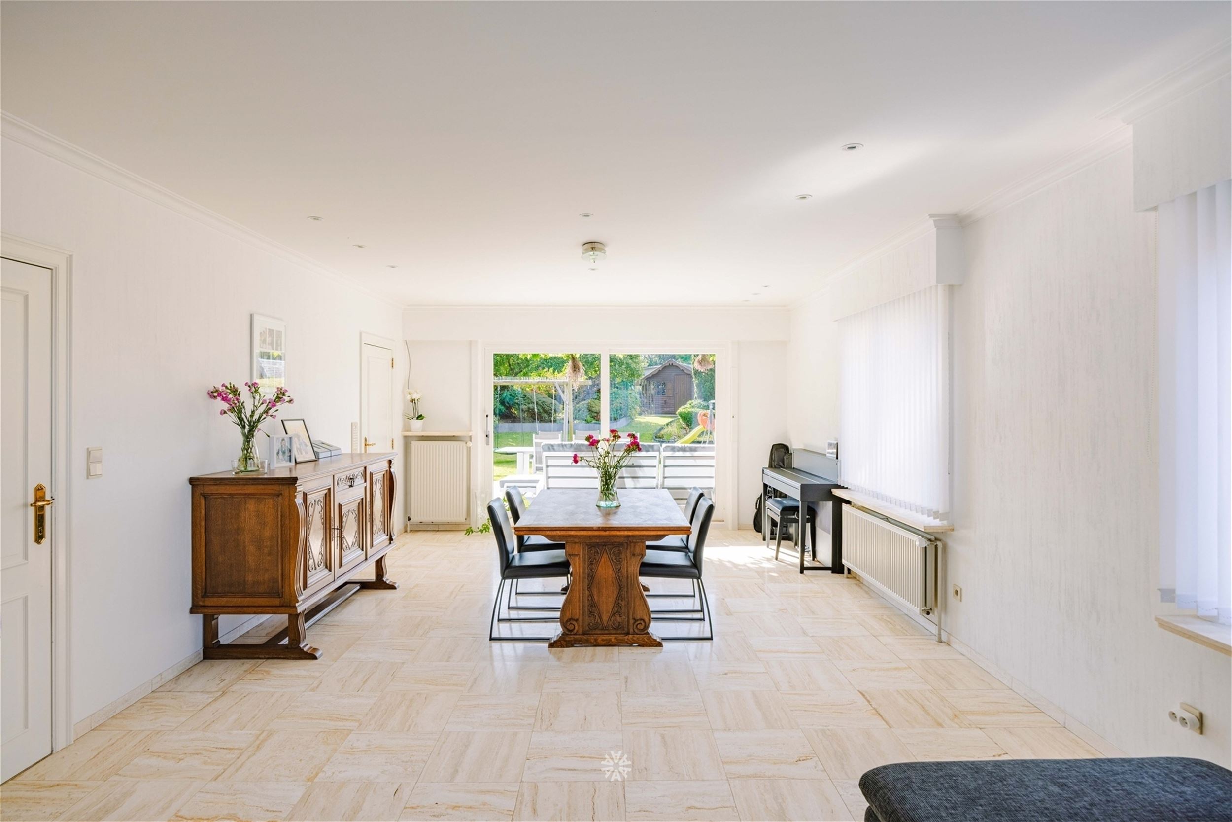 Instapklare woning met 5 slaapkamers - foto 2