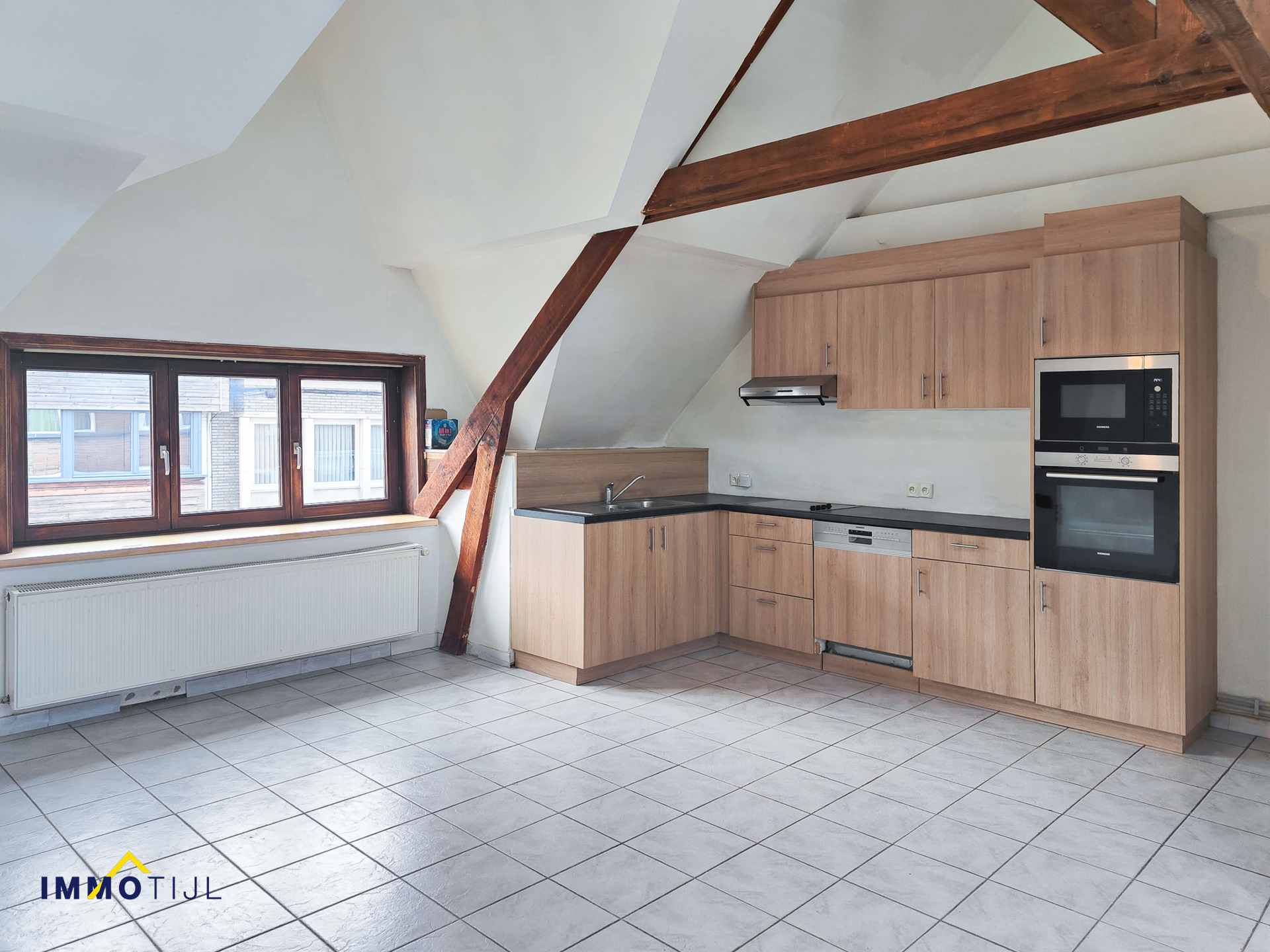 Vernieuwd duplexappartement te huur in centrum Aalst. - foto 3