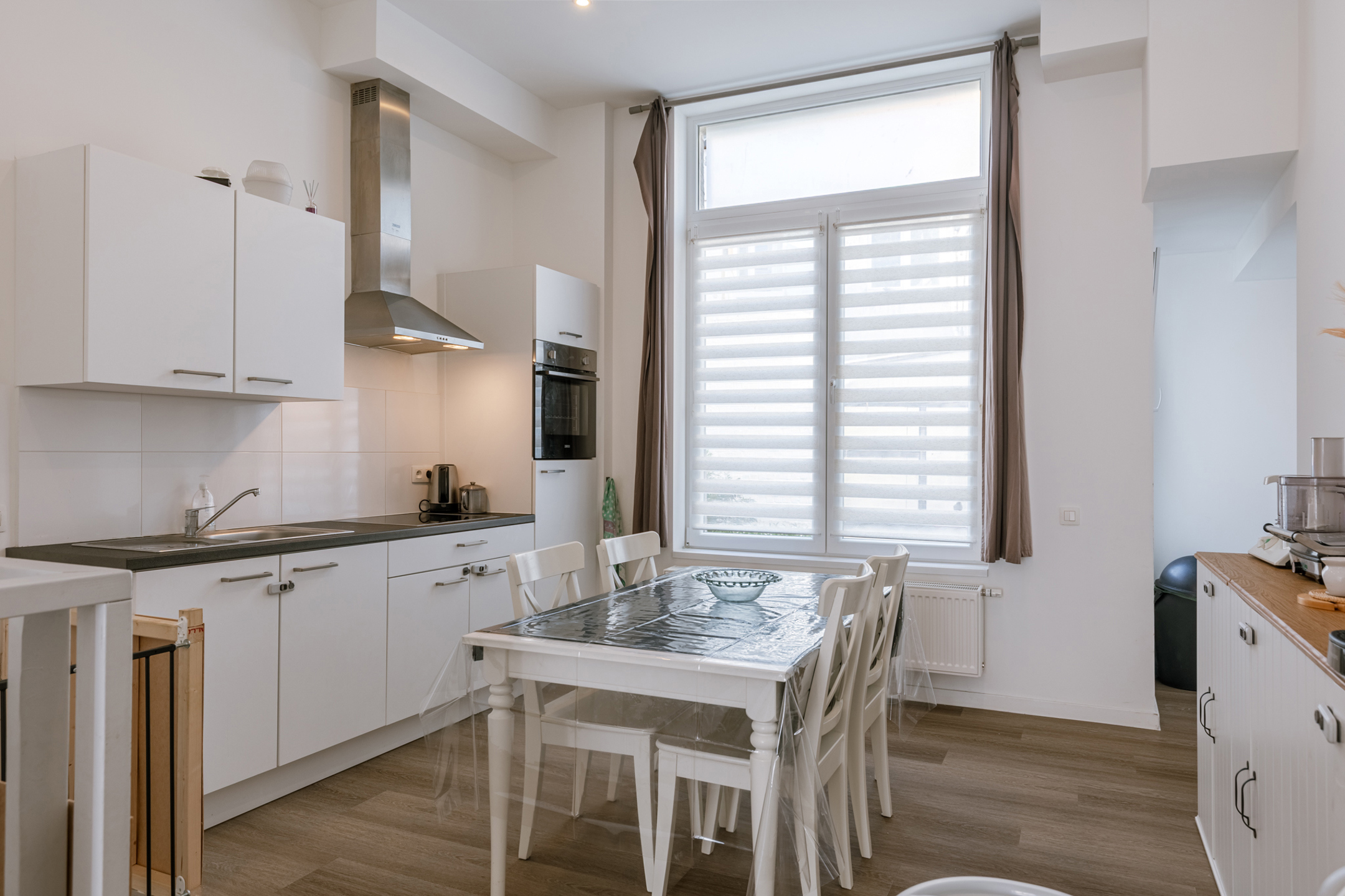 Verhuurd investeringsgebouw met 3 app in hartje Oostende! - foto 4