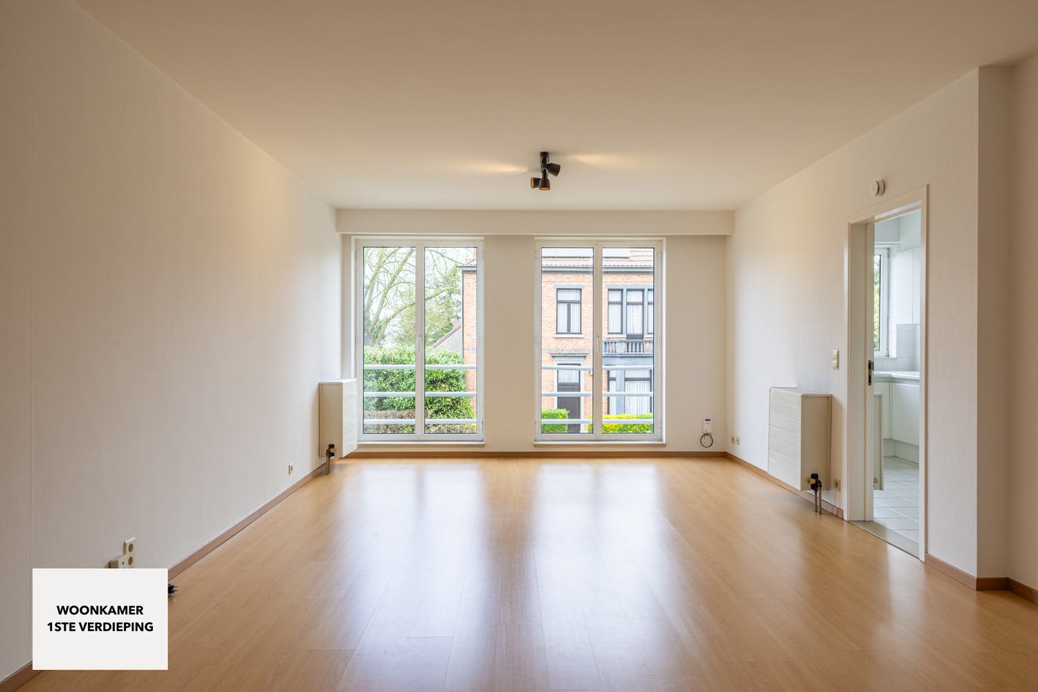Instapklaar appartement met 2 SLPK's, ruim terras &amp; garagebox - foto 4