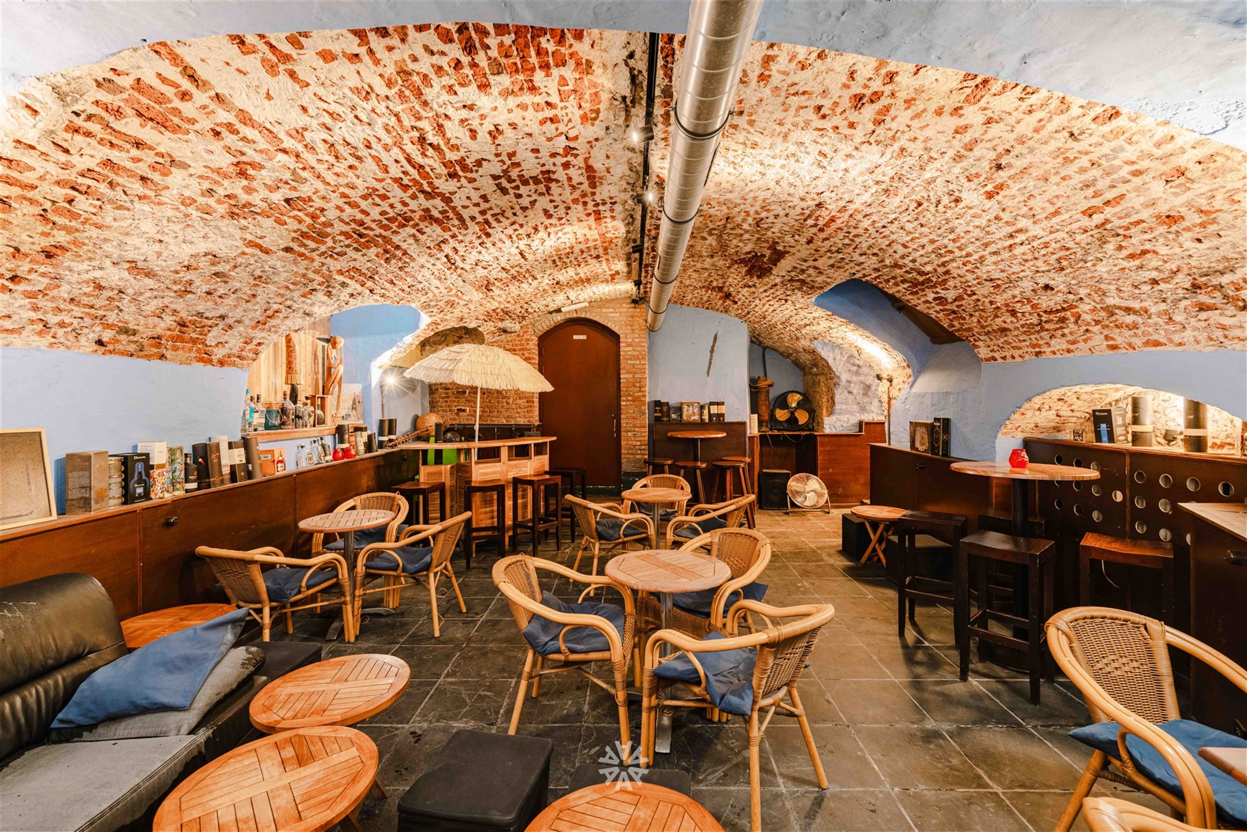 GENT CENTRUM - Uniek en veelzijdig handelspand op toplocatie - foto 4