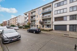 Dit prachtige appartement onderging recent een totaalrenovatie. Het appartement, van ca. 125 m², bevindt zich op de derde verdieping en beschikt...