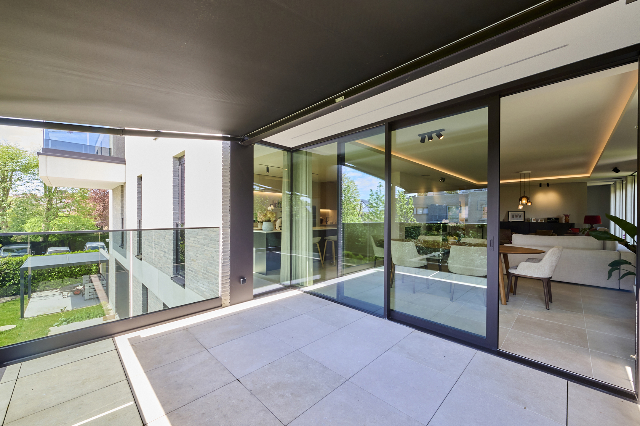 LUXUEUS GEMEUBELD APPARTEMENT MET TERRAS  - foto 4
